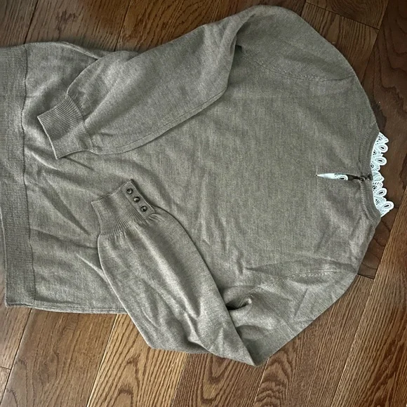 Sezane Light Brown Eduardo Sweater - NWOT - Picture 4 of 4